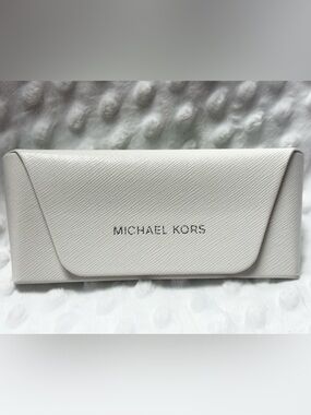 Michael Kors White Sunglasses Case with Branded Cleaning Cloth